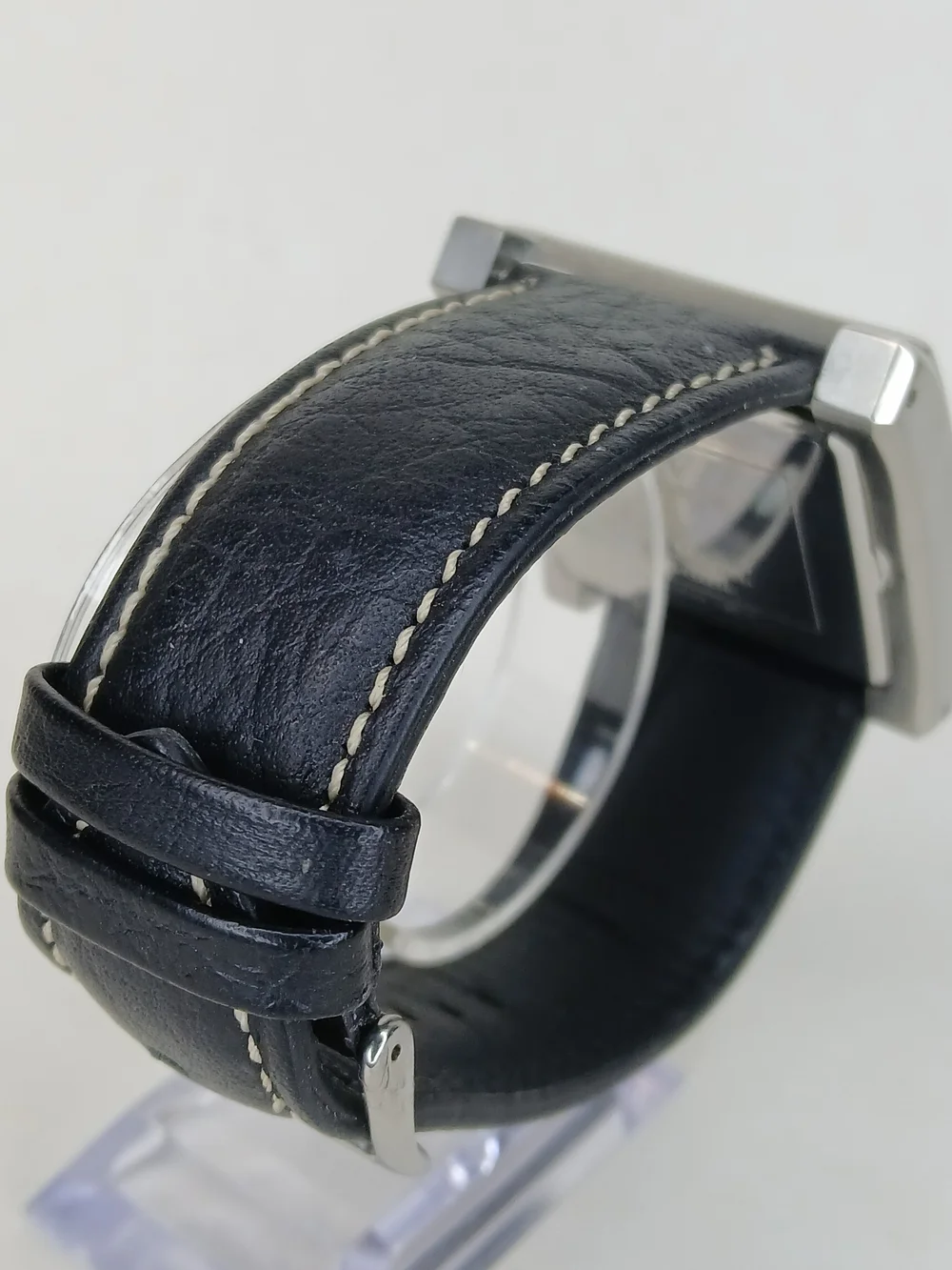 Guess w95065g1 watch
